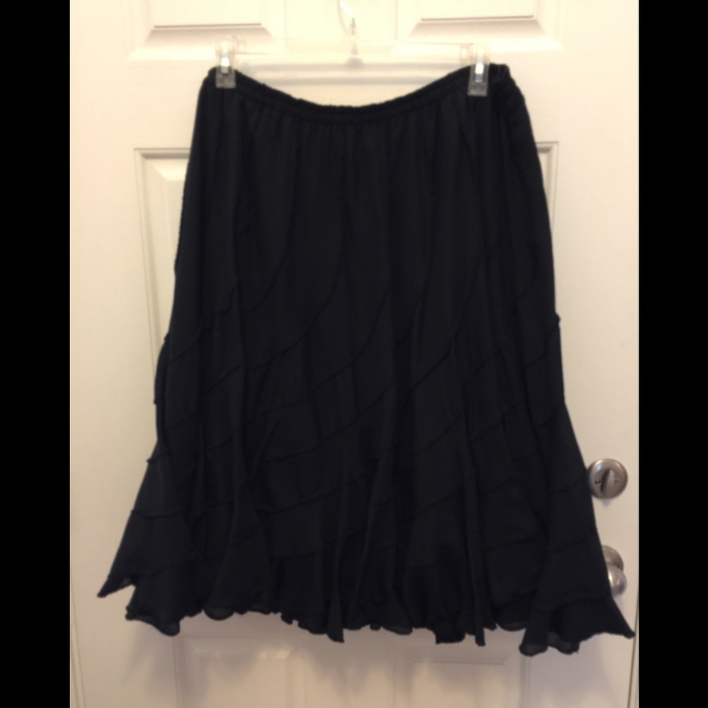 Black cotton flowy skirt